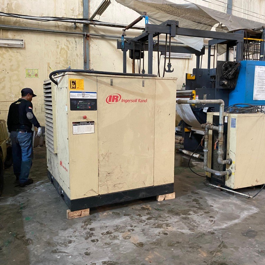 Sewa/Rental Mesin-Mesin & Keperluan Industri - Sewa Genset, Forklift, Kompresor, Hingga Chiller di Sini